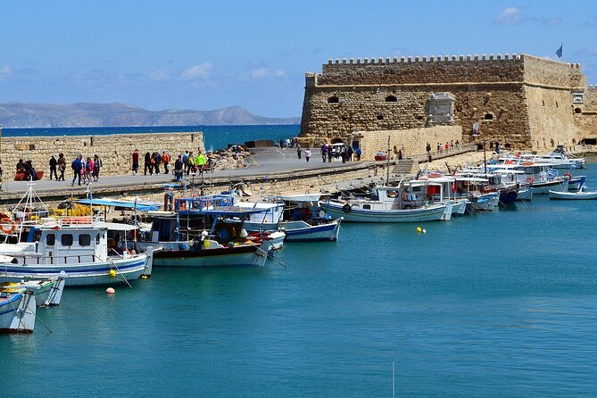 10 Day Tour in Athens, Santorini, Crete, and Balos Lagoon Cruise - Day 4: optional Palea Kameni hot springs cruise and the Oia sunset finish