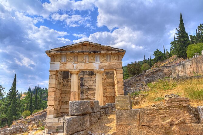 2-Day Delphi Meteora Tour From Athens - Delphi and Meteora: why this two-day combo feels efficient