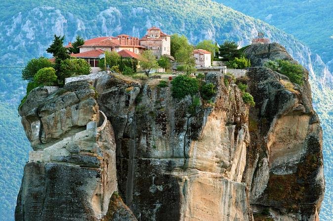 2 Day Private Tour of Meteora & Thermopylae From Athens - Private logistics that make Greece feel easier