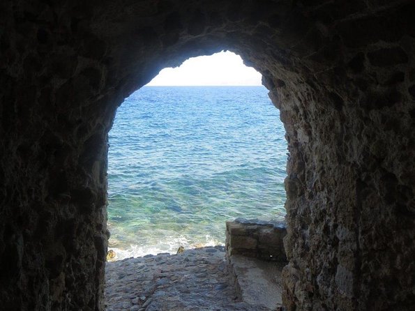 2 Day Private Tour of Sparta, Mystras & Monemvasia - Overnight - Private luxury transport from Athens: comfort + control