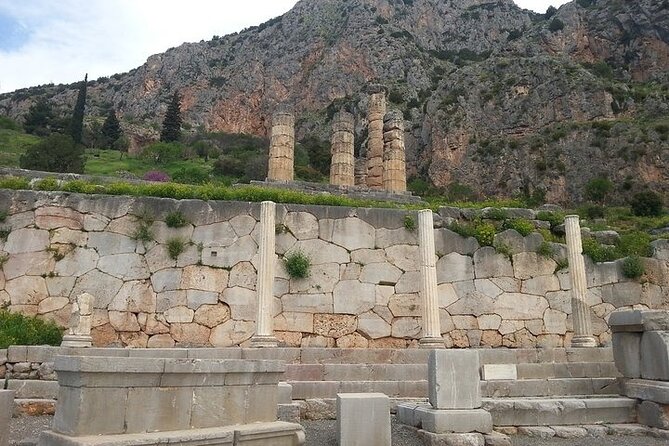 2-Day Private Tour to Delphi and Meteora from Athens - Kalambaka overnight: a practical reset before Meteora