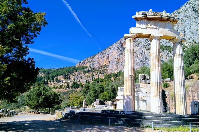 2-Day Private Tour to Delphi & Meteora with Great Lunch included - Delphi Ancient Town and Tholos of Athena Pronaia: sacred sites, practical time