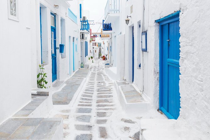 2-day Tour from Athens to Santorini and Mykonos - Who this 2-day Athens to Santorini and Mykonos trip fits best