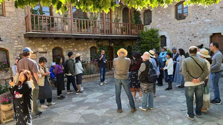 2Day Delphi&Meteora with Official guide,tickets,hotel pickup - Why this 2-day Delphi and Meteora plan makes sense