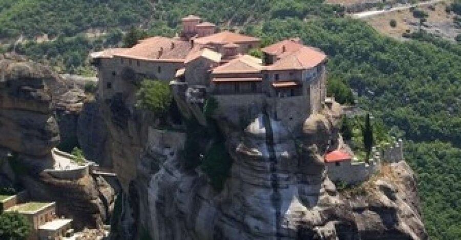 3-Day Delphi & Meteora Tour with guide,tickets,hotel pick up - Athens pickup and the long bus day that still pays off