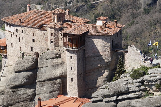 3 Days Private Tour: Delphi & Meteora - Day three: Thermopylae’s story, a 3D museum moment, then sea-side lunch