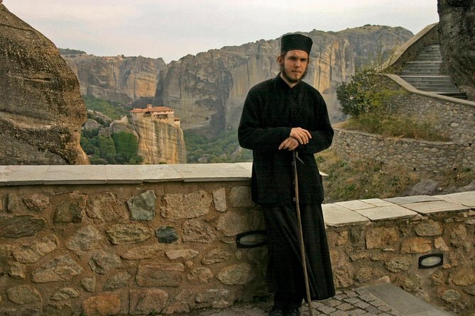 3 Days private tour- Meteora Rocks & Monasteries, Delphi/ Apollo Oracle, Thebes - Day 2 early light at Meteora plus caves and Parnassus-to-Delphi mythology