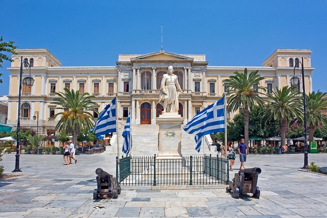 4 Nights in the Greek Islands from Athens: Santorini, Mykonos and Syros - Choosing 3-Star vs 5-Star Hotels Without Getting Burned