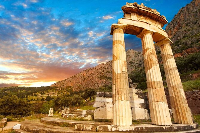 4day Spanish tour in Epidaurus Mycenae Olympia Delphi and Meteora - Your Spanish-Only Guide: Why It Changes the Whole Experience
