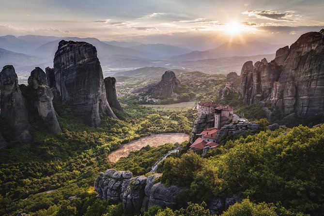 6 Day Religious & Classical Tour of Thermopylae, Meteora, Delphi, Olympia, Mycenae, Nafplio, Epidaurus, ancient Corinth From Athens - Olympia: Zeus and Hera, the old Games setup, and museum add-ons