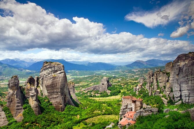 A unique day private tour to Meteora Monasteries from Athens - Thessaly and Kastraki: the setup before you look up at monasteries