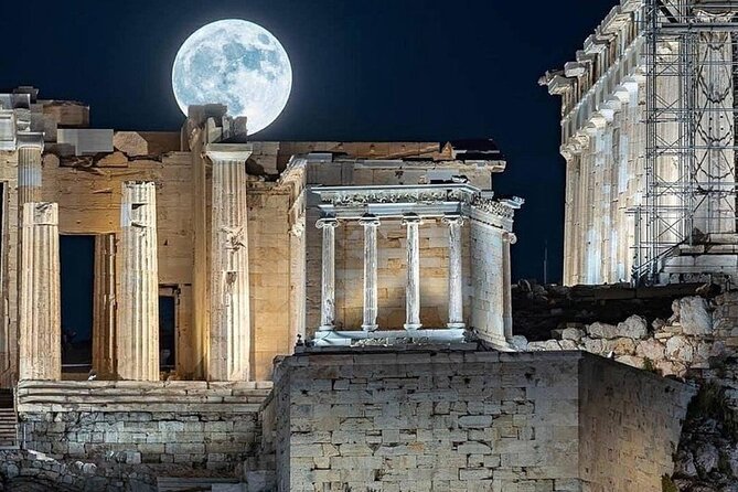 Acropolis of Athens, Acropolis Museum Skip The Line Private Sunset Guided Tour - Getting your bearings on the Propylaea and Parthenon area