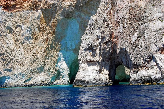 Aegina, Poros & Hydra Islands Speed Boat Day Cruise - Stop 2: Poros port strolls, mezedes, and lunch break time