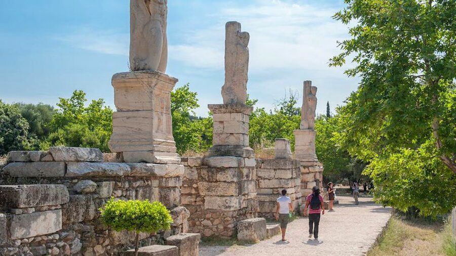Ancient Agora: E-Ticket w/Treasure Hunt Tour on your phone - Riddles That Teach: How the App Keeps Families Engaged