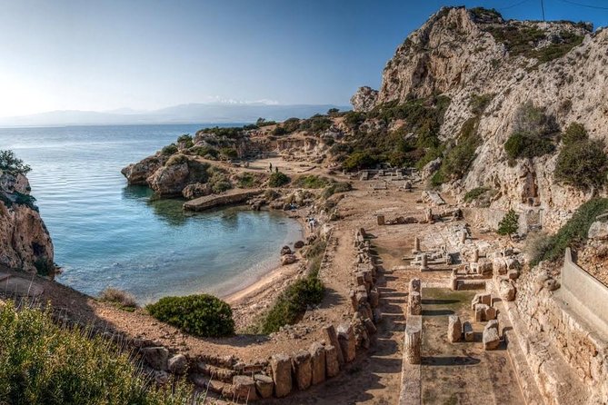 Ancient Corinth Full Day Private Tour Including Lunch - Stop 3: Acrocorinth’s monolithic rock viewpoint