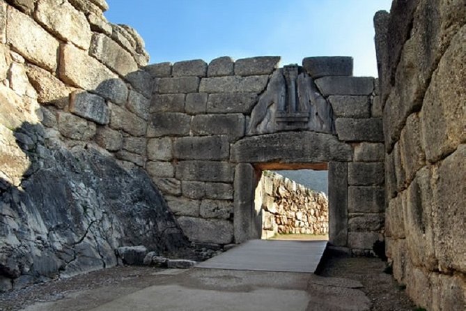 Ancient Corinthos, Mycenae & Nafplio - Private Full Day Tour from Athens - Stop 4: Nafplio, Bourtzi Castle views, and Palamidi