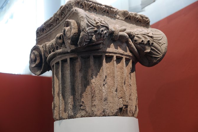 Ancient Olympia Private Tour from Athens - Driver-Only vs. Licensed Guide: When the Upgrade Helps