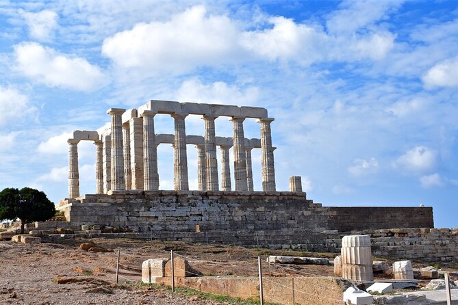 Athenian Riviera, Cape Sounion & Temple of Poseidon Tour - Lake Vouliagmeni: the volcanic lake that sits by the sea