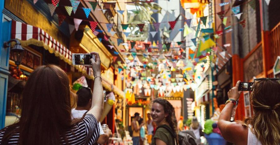 Athens: 2.5-Hour Private City Tour Off the Beaten Track - Why Akadimia Gives You a Fresh Athens Perspective