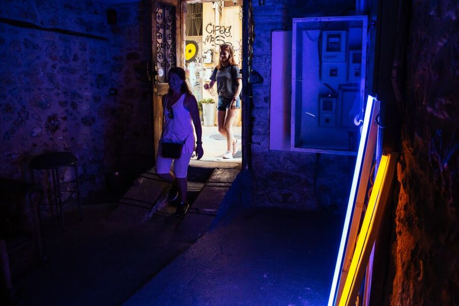 Athens: 2.5-Hour Private City Tour Off the Beaten Track - Akadimia Street Life: Seeing the City Like a Local