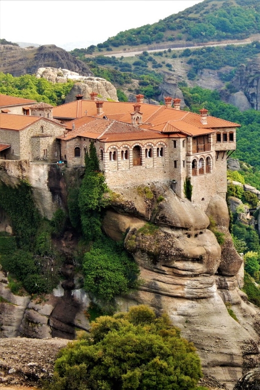 Athens: 2-Day Meteora Tour in Spanish with Guide & Hotel - Sunset Meteora Tour in English: photo-first, with one inside stop