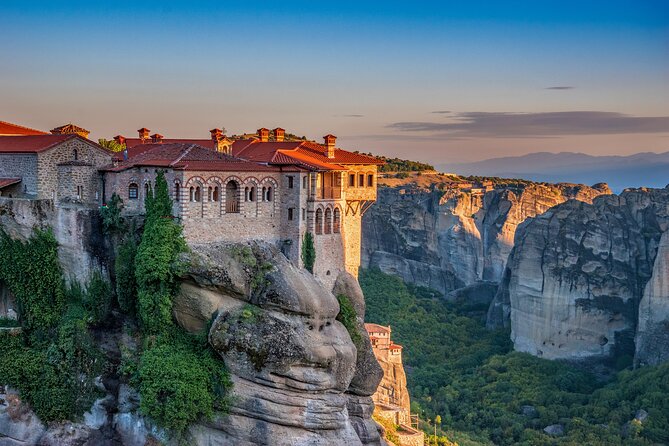 Athens: 2-Day Trip to Meteora with Guided Tours and Hotel - Day 1 in motion: the Athens to Kalambaka bus plan