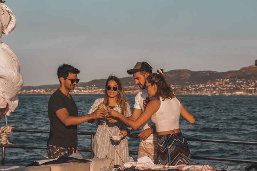Athens: 3-Hour Sunset Cruise with Swim Stop, Snacks & Drinks - Seating, comfort, and how to avoid the “last onboard, worst spot” problem