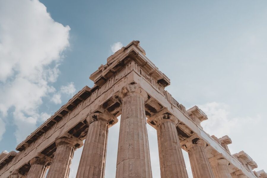 Athens: Acropolis and City Highlights Half-Day Tour - Constitution Square moments: Hellenic Parliament and the Tomb of the Unknown Soldier photo stop