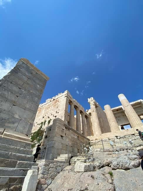 Athens: Acropolis Guided Tour with Skip-The-Line Tickets - Small-Group Acropolis Tour: what 2 hours really gives you