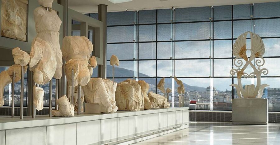 Athens: Acropolis Museum Ticket with optional Audio Guide - Audio Guide vs Wandering: Getting Value From the App