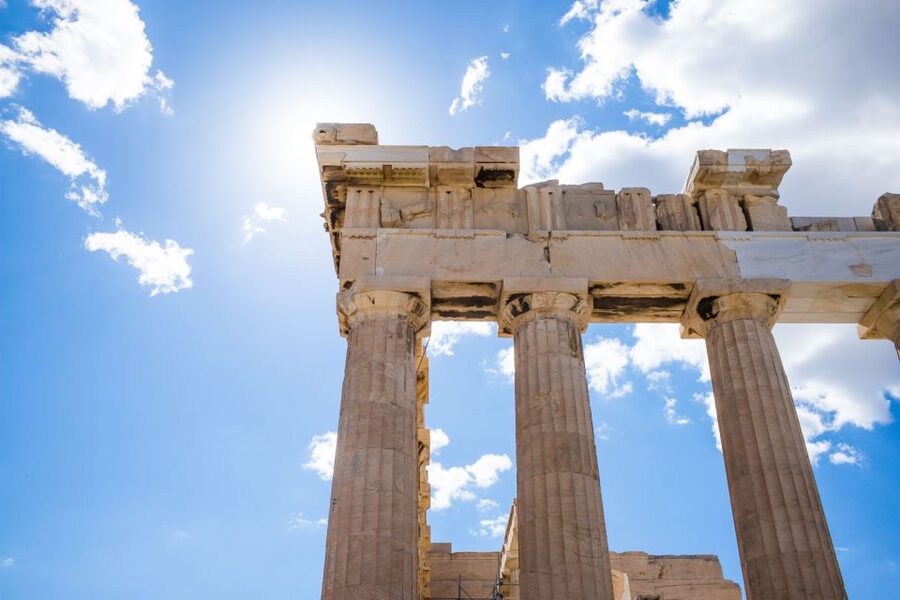Athens: Acropolis with Museum, Guided Tour & Greek Lunch - Acropolis climb with a licensed guide: Parthenon and Temple of Nike