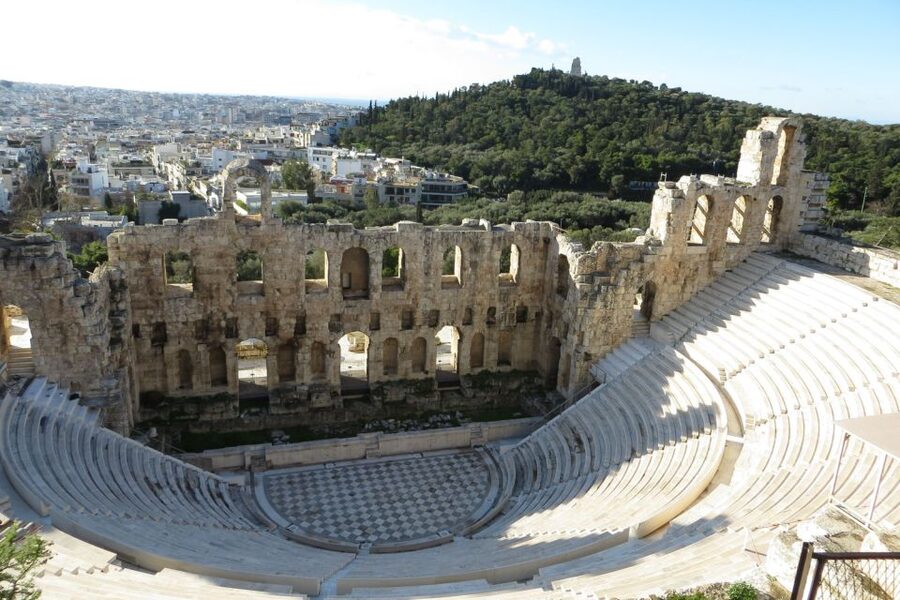 Athens: Acropolis with Museum, Guided Tour & Greek Lunch - The Acropolis Museum: where statues get context