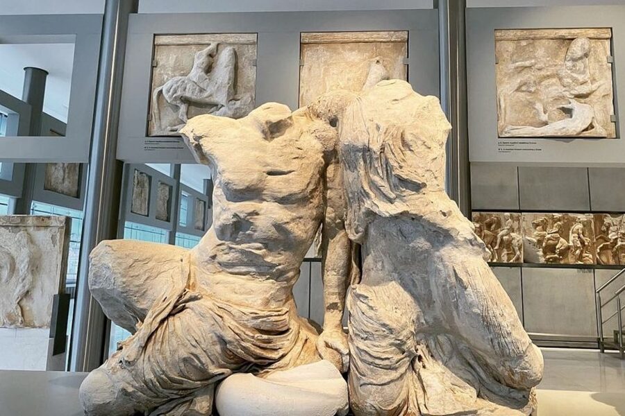 Athens: Acropolis with Museum, Guided Tour & Greek Lunch - What to expect day-of: timing, crowds, and comfort