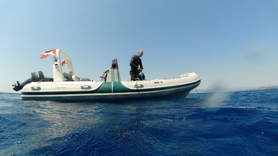 Athens: Adventure Dives in Nea Makri for Certified Divers - Instructor Support: Dimitri, Maria, and the Value of Calm Guidance