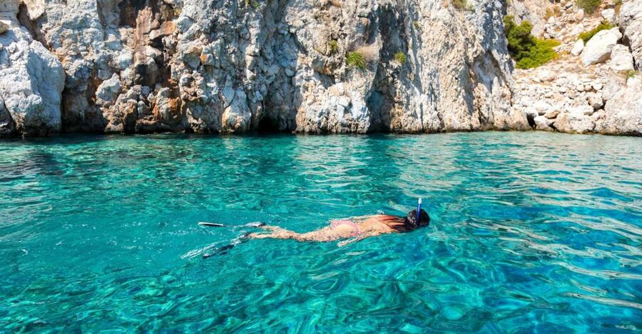 Athens: Aegina, Agistri & Metopi Swimming Cruise with lunch - Aegina: pistachios, waterfront strolling, and the Temple of Aphaia viewpoint