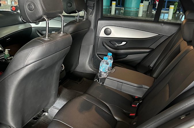 Athens Airport (from/to) Premium Transfer Services - Who This Transfer Fits Best (and Who Might Reconsider)
