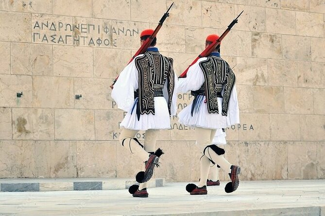 Athens Airport to Athens Hotels Private Transfer with Meet&Greet - Timing and flight changes: how this handles 3 a.m. stress