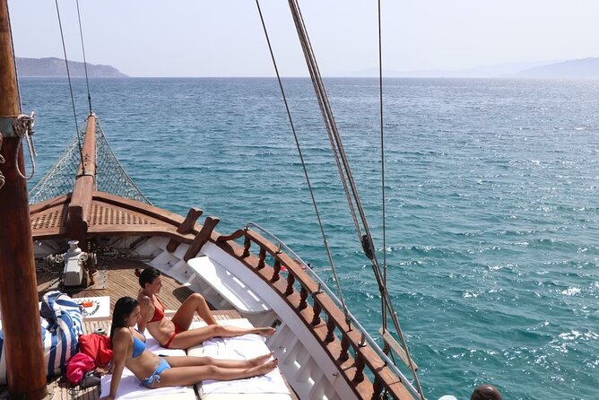 Athens: All Day Cruise to Agistri Moni Aegina with Lunch & Drinks - Moni Island Beach (and Metopi backup): boat jumps and snorkeling reality