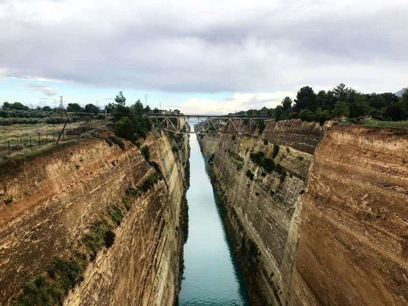 Athens: Ancient Corinth Tour with Official Guide & Tickets - Hotel pickup and bus timing: how to avoid the stress spiral