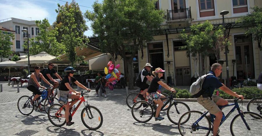 Athens: Bike Tour of Athens Historical Centre - Two Wheels Through Athens Historical Centre Without Traffic Anxiety