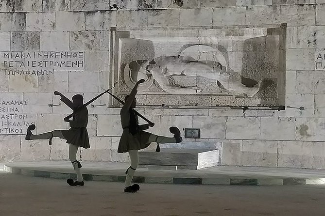 Athens By Night Private Tour - Syntagma Square and the Unknown Soldier: the star moment in the middle