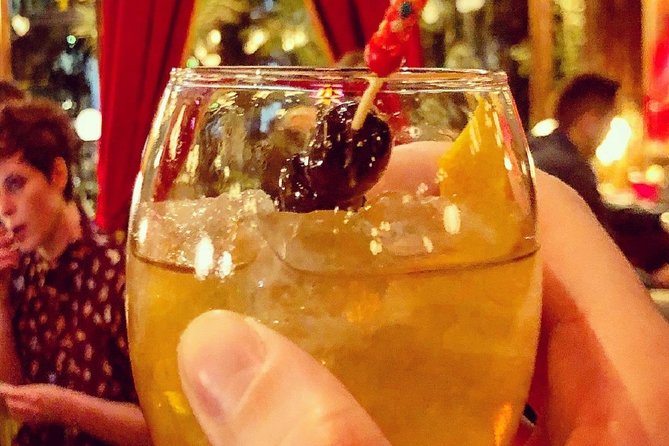 Athens by Night: Small Group Sightseeing with Drinks and Food Tasting - Stop 1: Psyrri around Iroon Square and rembetika-style nightlife