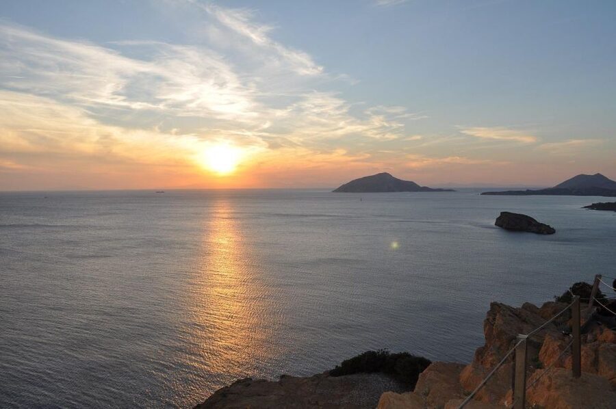 Athens: Cape Sounion &Temple of Poseidon Sunset Tour & Audio - Mercedes or Tesla down the Athenian Riviera