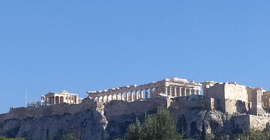 Athens city center walking tour - The guide experience: small group plus great communication