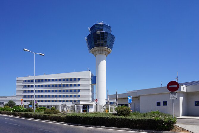 Athens City to Athens Airport Private Transfer - The 45-minute ride: how the comfort and Wi-Fi change your mood