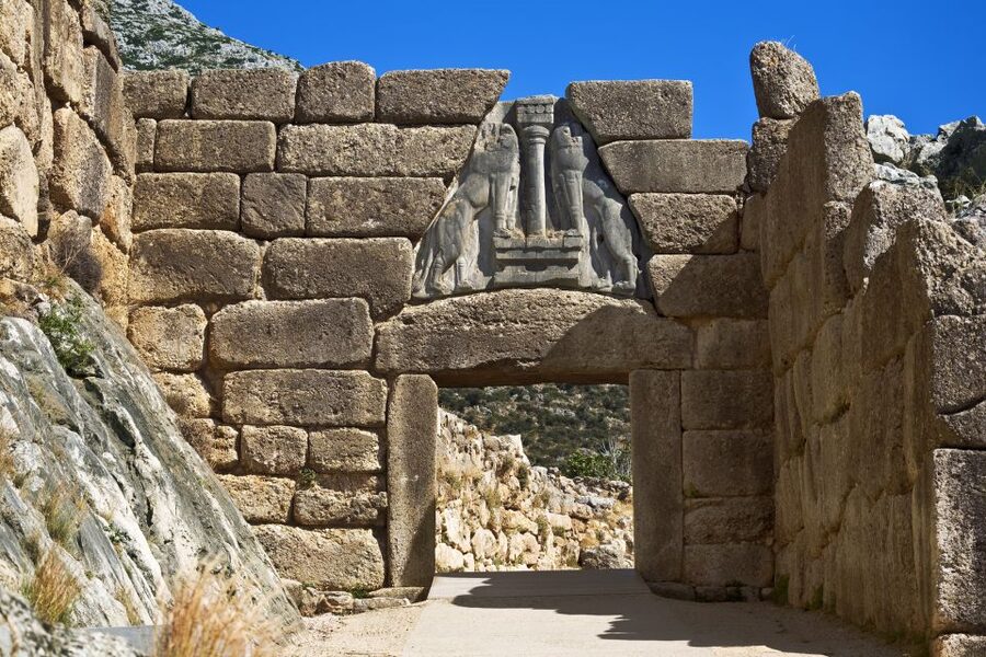 Athens: Corinth Canal and Mycenae Private Half-Day Trip - Photo stops that actually work: what to watch for at the canal