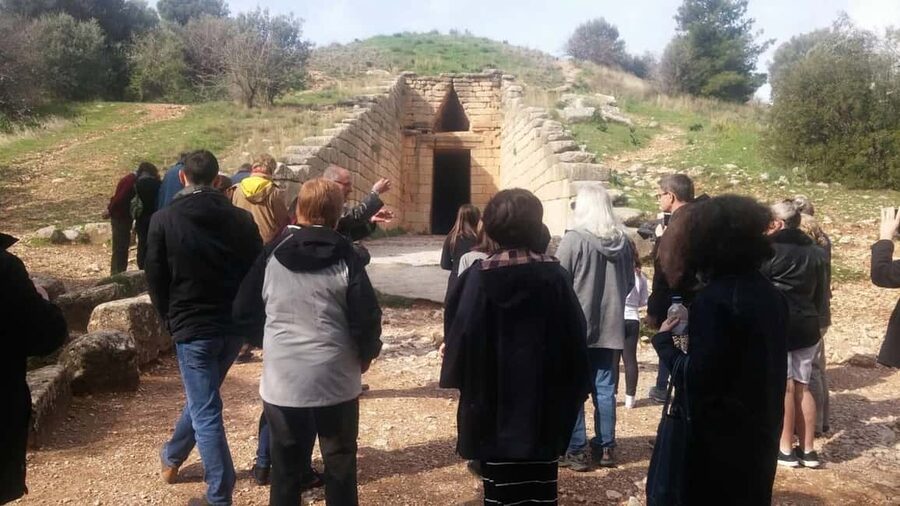Athens: Corinth Canal, Mycenae and Nafplio Day Tour - Nafplio walking tour: Venetian arches, Ottoman fountains, and modern Greece history