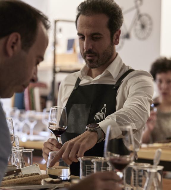 Athens: Create Your Own Wine-Workshop under the Acropolis - Your custom label: a small detail that makes the whole thing feel personal