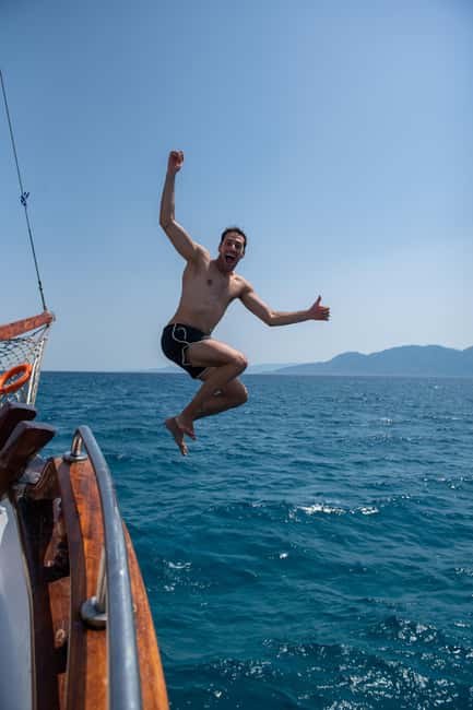 Athens Day Cruise: Agistri, Moni & Aegina + Lunch & Drinks - Moni Island Swim Stop (and Metopi Backup) Without Disembarking