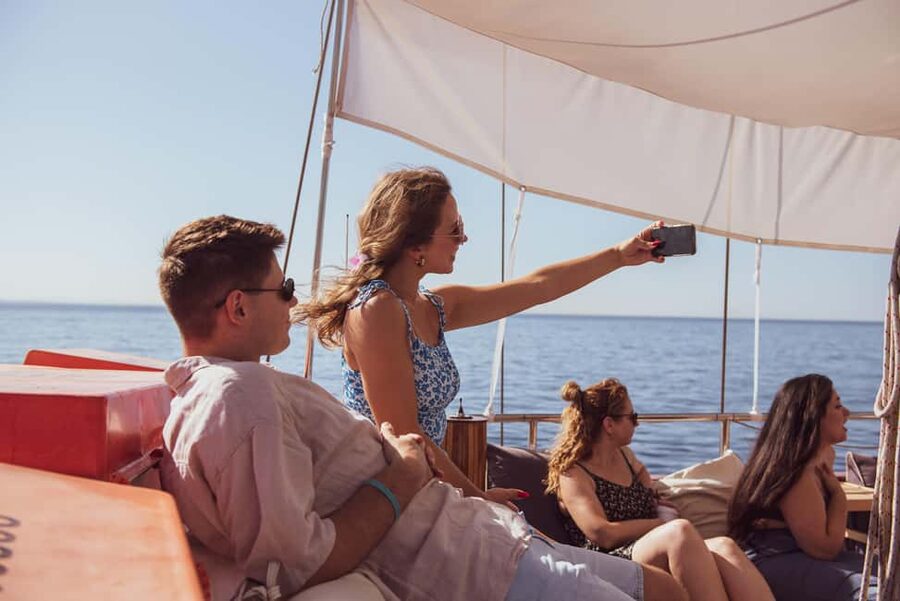 Athens Day Cruise: Agistri, Moni & Aegina + Lunch & Drinks - Practical Tips: What to Pack and How to Stay Comfortable